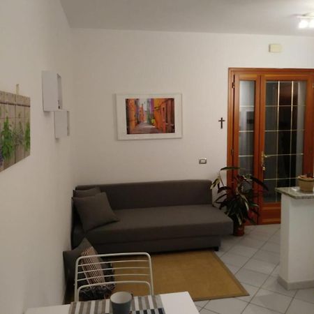 Angy House Apartamento Iolanda di Savoia Exterior foto